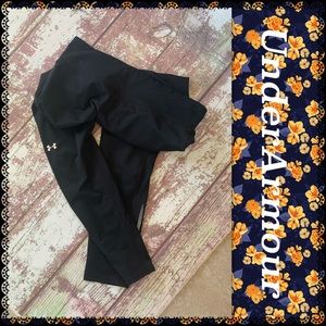 UnderArmour athletic pant, size S